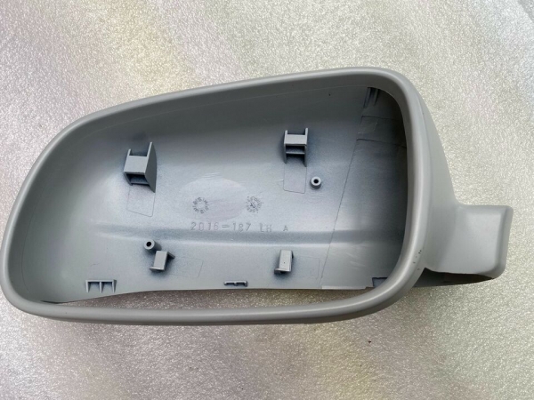 Golf IV Außenspiegelkappe LH 2016-187 grundiert